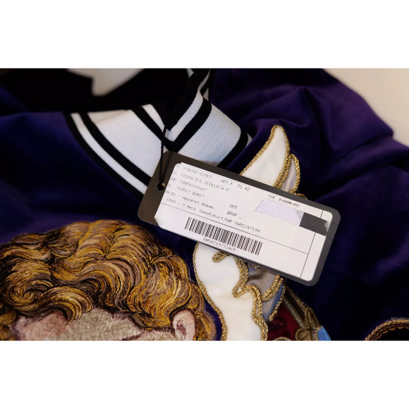 Dolce & Gabbana "Royal Love" Sweatshirt (XS, IT42) + Sweatpants Set (S, IT46) - Picture 8 of 11